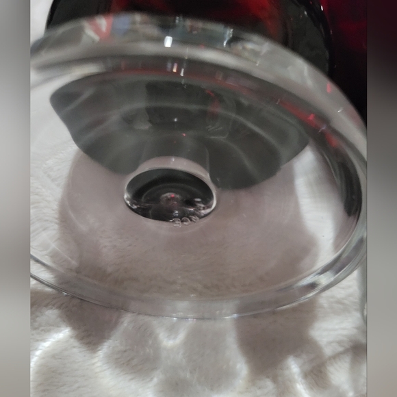 Shock-Resistant Ruby Red Glasses - Picture 2 of 2